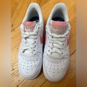 Nike Airforce 1 6/6.5 W